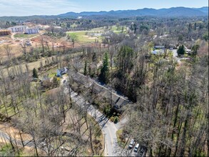 445 Sand Hill Rd, Asheville, NC - VISTA AÉREA  vista de mapa - Image1