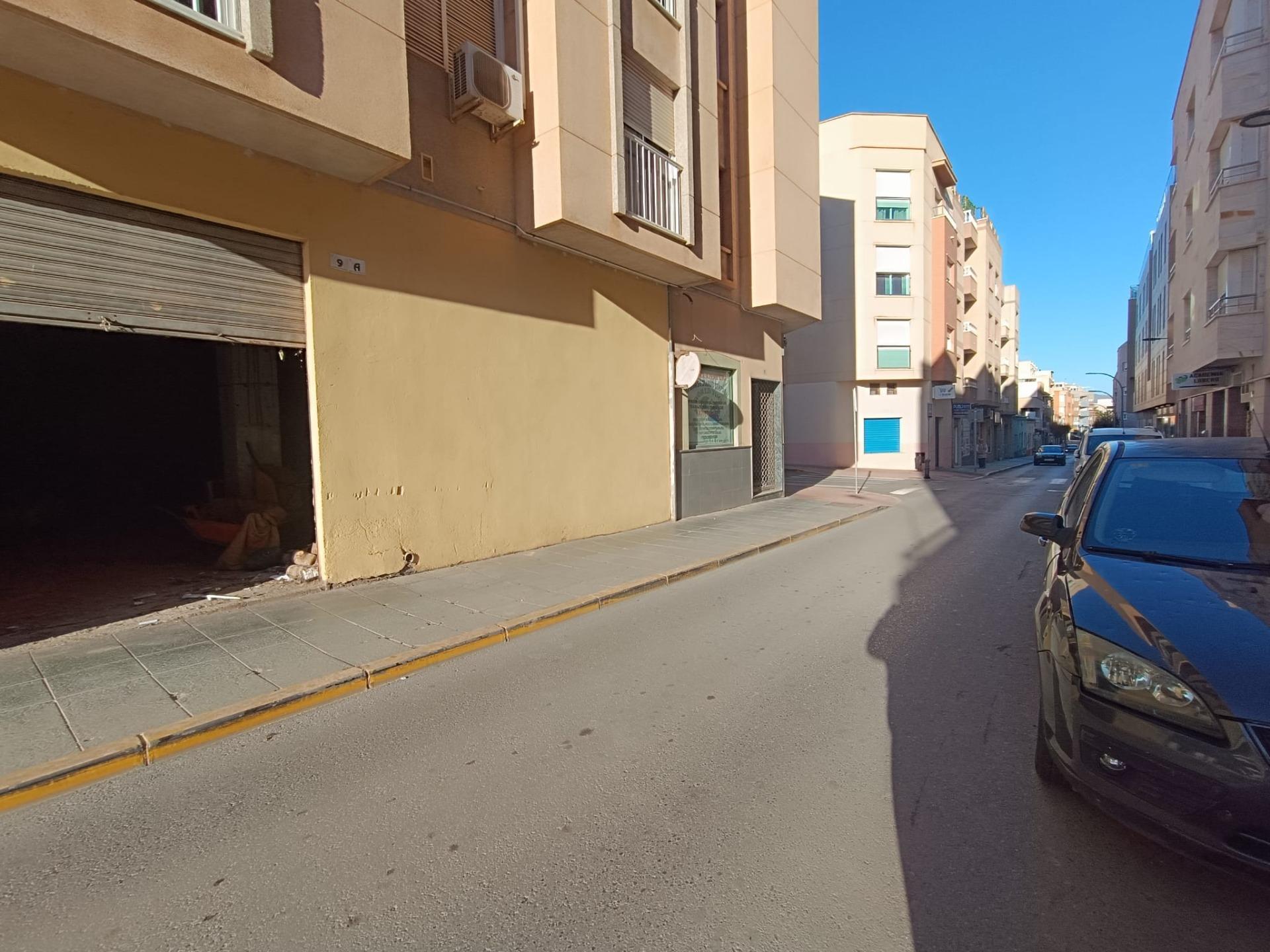 Local en El Ejido, Almería en alquiler Foto del edificio- Imagen 1 de 9