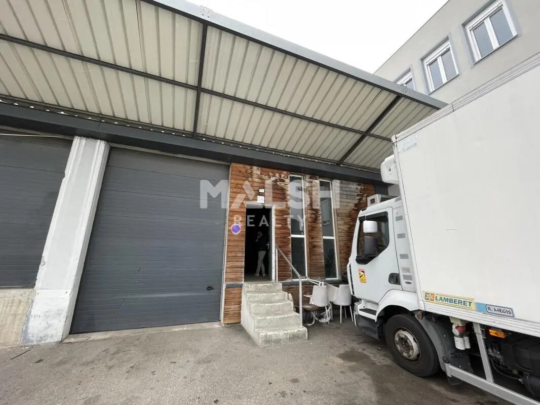 Flex en Saint-Priest en alquiler Foto del edificio- Imagen 1 de 7