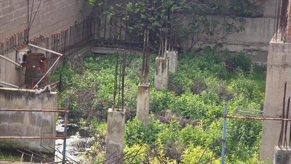 Plaza Santos Juarranz, 6, Los Santos de la Humosa, Madrid en venta - Foto del edificio - Imagen 2 de 3