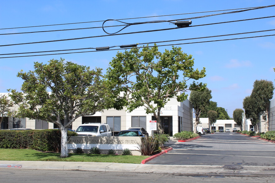 3283-3299 Walnut Ave, Signal Hill, CA en alquiler - Foto del edificio - Imagen 1 de 19