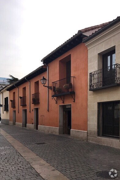 Calle Bedel, 6, Alcalá De Henares, Madrid en venta - Foto del edificio - Imagen 2 de 2