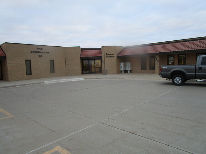 1807 E Mary St, Garden City, KS en alquiler - Foto del edificio - Imagen 1 de 12