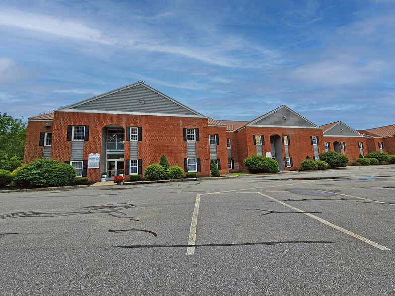 1 Merrill Industrial Dr, Hampton, NH en venta - Foto del edificio - Imagen 1 de 6