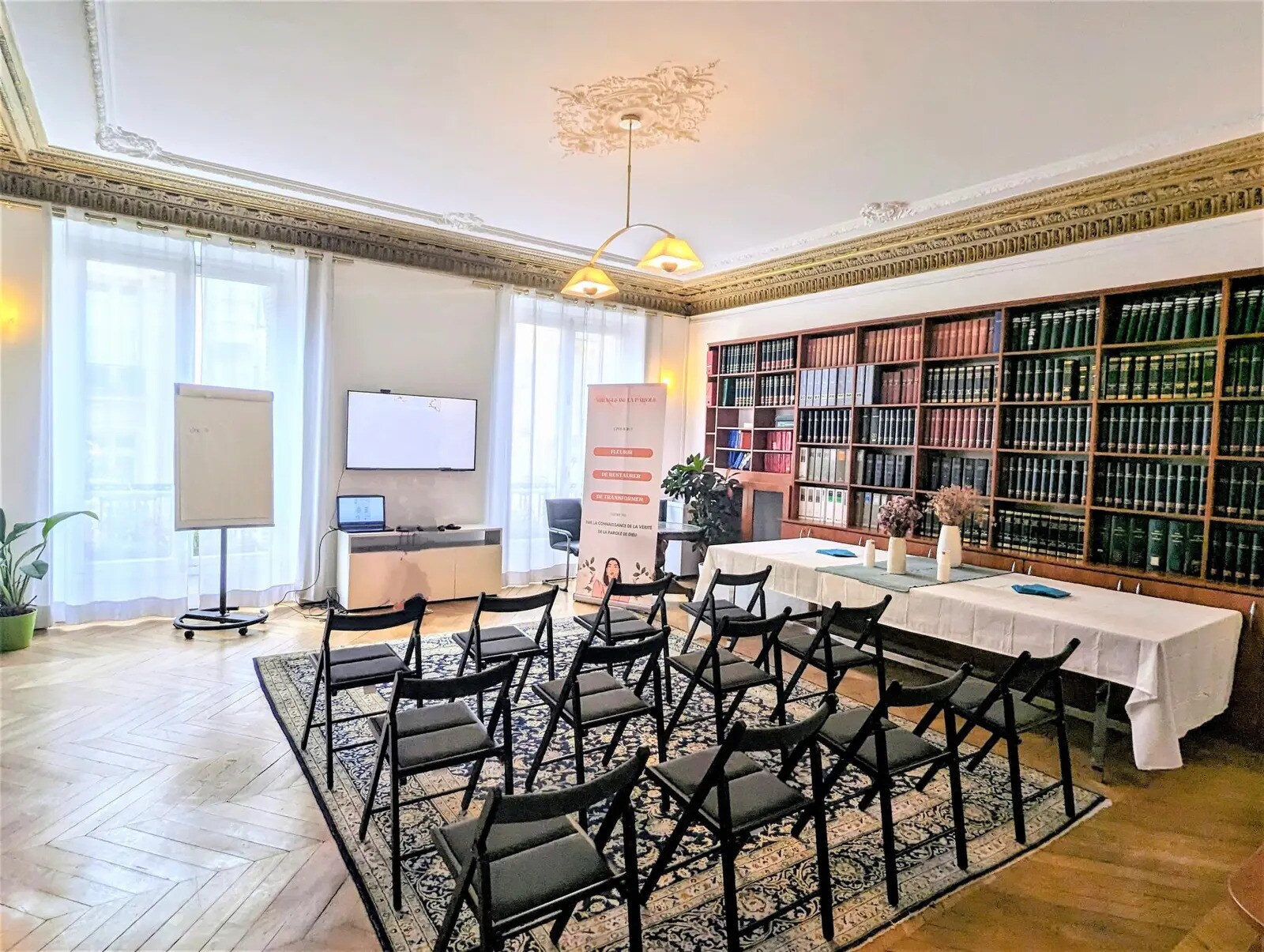 90 Rue D'Amsterdam, Paris en venta Foto del edificio- Imagen 1 de 31