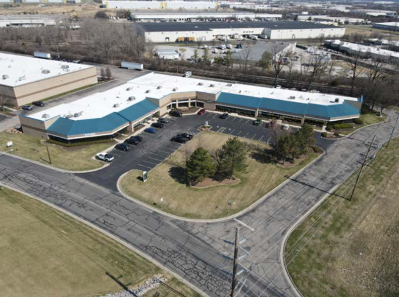 7042-7068 Fairfield Business Dr, Fairfield, OH en alquiler - Vista aérea - Imagen 2 de 9