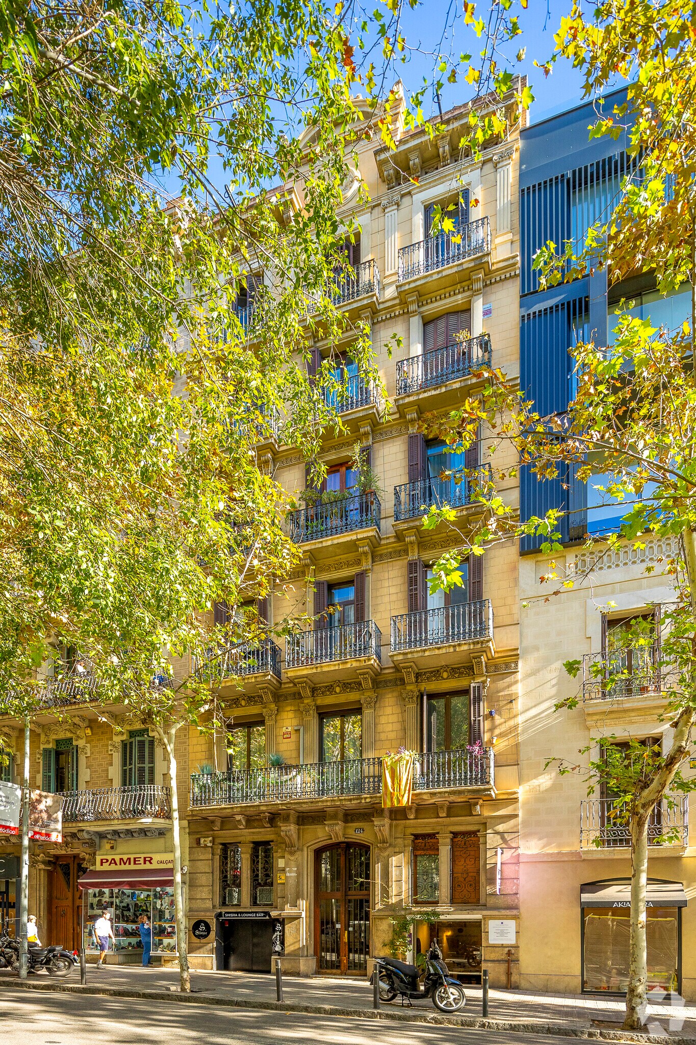 Edificio residencial en Barcelona, Barcelona en venta Foto principal- Imagen 1 de 2