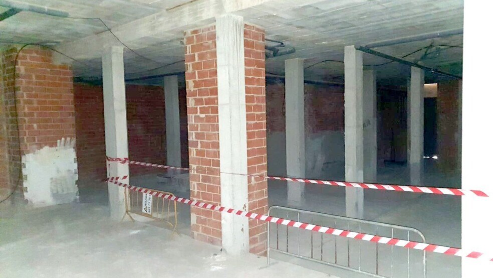 Local en Mislata, Valencia en venta - Foto del edificio - Imagen 1 de 7