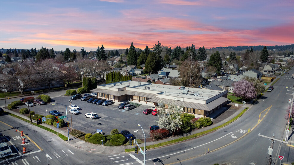 405 W Stewart Ave, Puyallup, WA en venta - Foto del edificio - Imagen 1 de 5