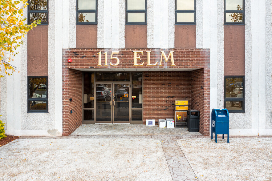 115 Elm St, Enfield, CT en alquiler - Foto del edificio - Imagen 3 de 4