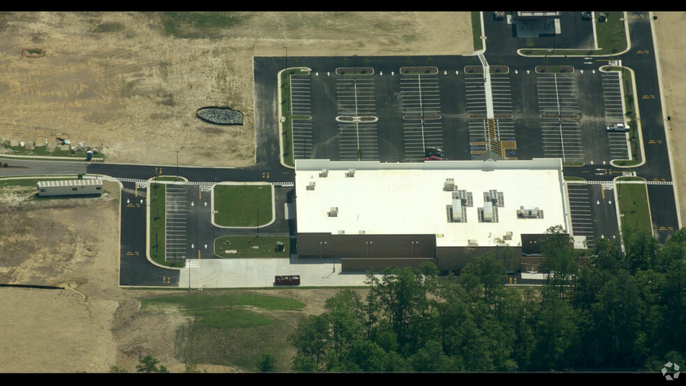 7000 Iron Bridge Rd, Richmond, VA en alquiler - Vista aérea - Imagen 3 de 8