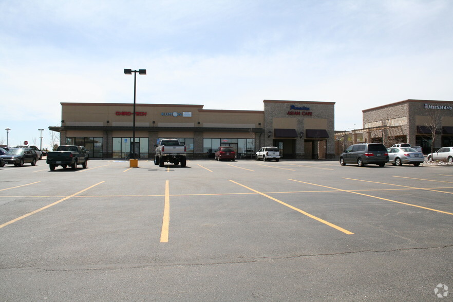 6020-6240 S Gun Club Rd, Aurora, CO en alquiler - Foto del edificio - Imagen 2 de 3