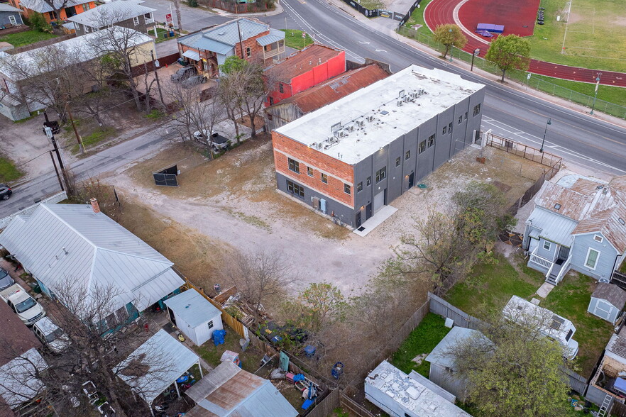 1714 S Saint Marys St, San Antonio, TX en venta - Foto del edificio - Imagen 3 de 37