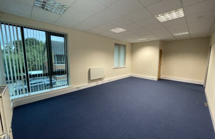 Farrington Way, Eastwood en venta - Foto del interior - Imagen 3 de 11