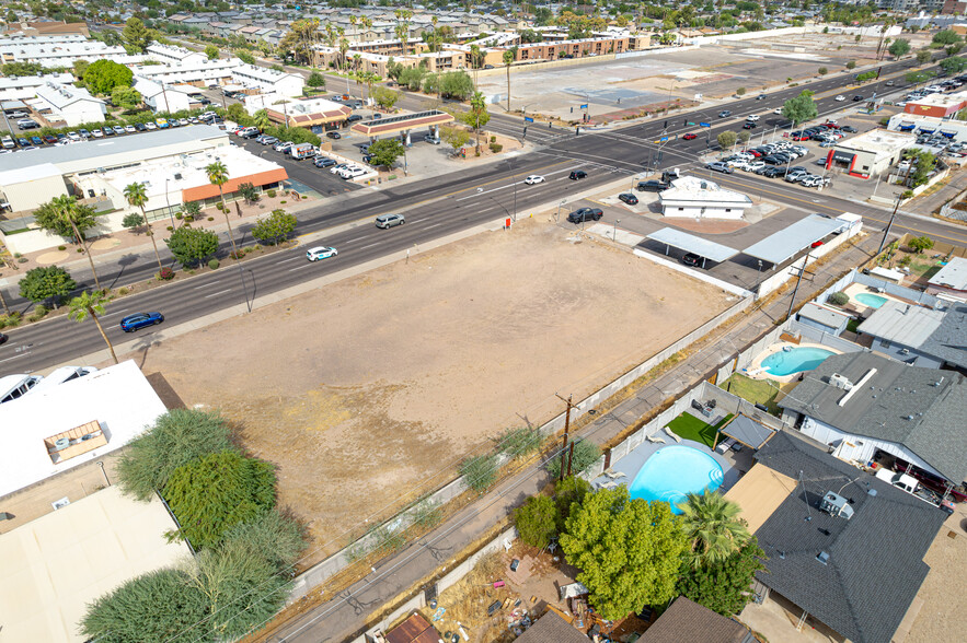 925 N Scottsdale Rd, Scottsdale, AZ en alquiler - Foto del edificio - Imagen 1 de 5