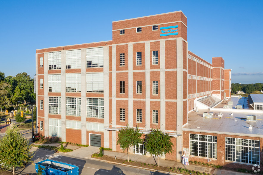 300 Technology Center Way, Rock Hill, SC en alquiler - Foto del edificio - Imagen 2 de 12