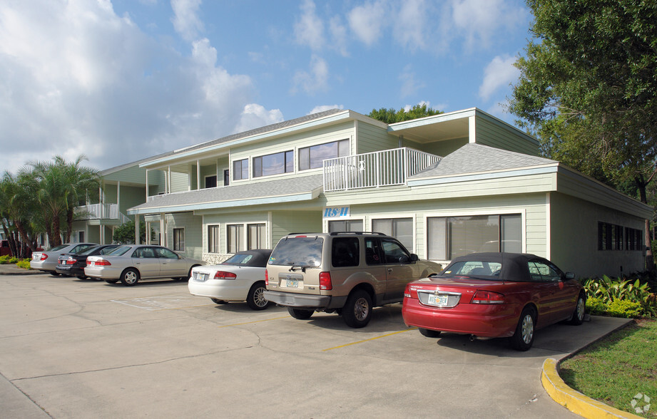 2235 N Courtenay Pky, Merritt Island, FL en venta - Foto del edificio - Imagen 2 de 20