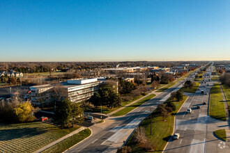 1607 E Big Beaver Rd, Troy, MI - VISTA AÉREA  vista de mapa