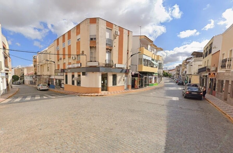 Avenida Constitución, 13, Navalvillar de Pela, Badajoz en venta - Foto principal - Imagen 1 de 3