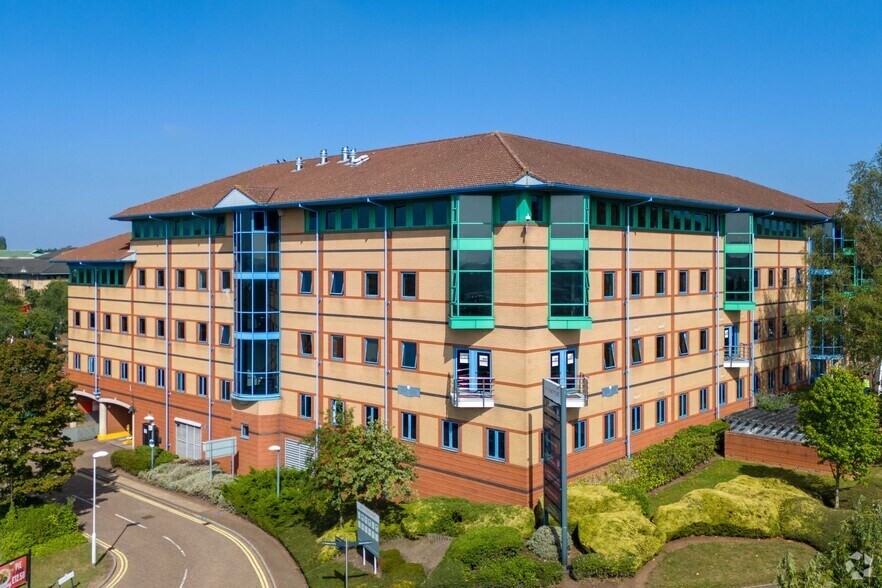 Waterfront Way, Brierley Hill en alquiler - Foto del edificio - Imagen 2 de 2