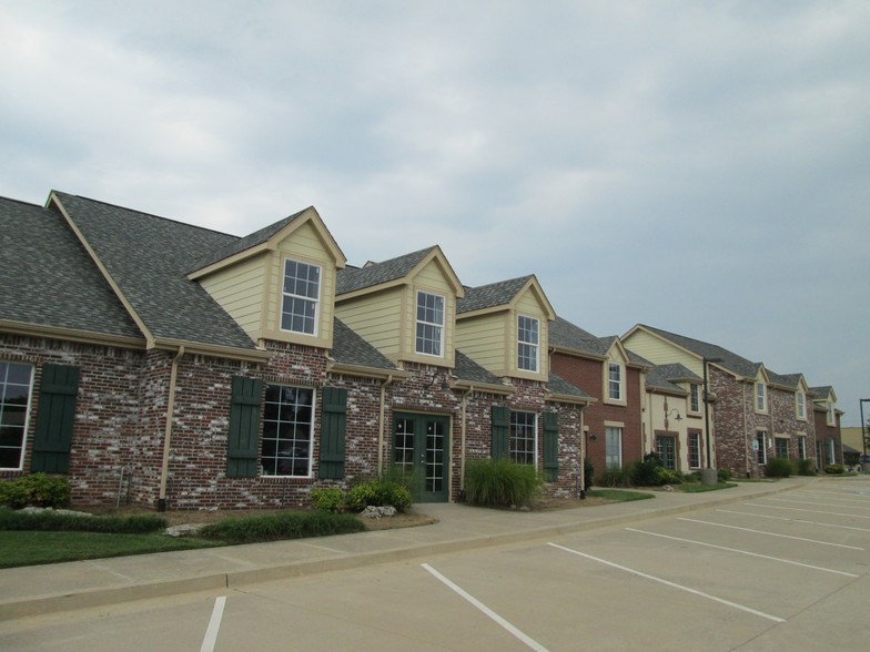 2400-2416 W Detroit St, Broken Arrow, OK en alquiler - Foto del edificio - Imagen 2 de 35