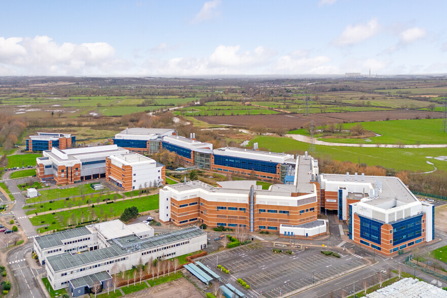 Summerpool Rd, Loughborough en alquiler - Foto del edificio - Imagen 1 de 51