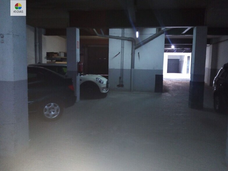 Edificio residencial en Cerdanyola del Vallès, Barcelona en venta - Foto del interior - Imagen 1 de 3
