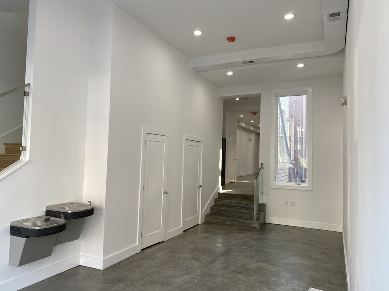 515 11th St SE, Washington, DC en alquiler - Foto del interior - Imagen 3 de 40