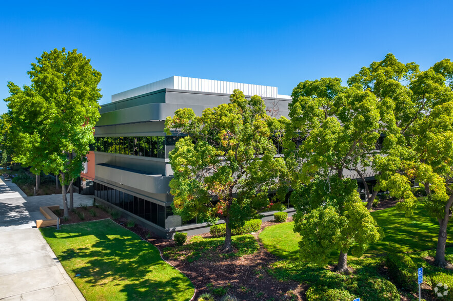 2870 Zanker Rd, San Jose, CA en alquiler - Foto del edificio - Imagen 2 de 5