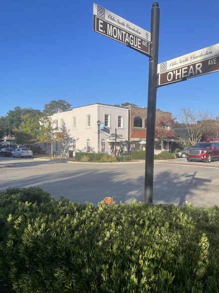 1044 E Montague Ave, Charleston, SC en alquiler - Foto del edificio - Imagen 2 de 2