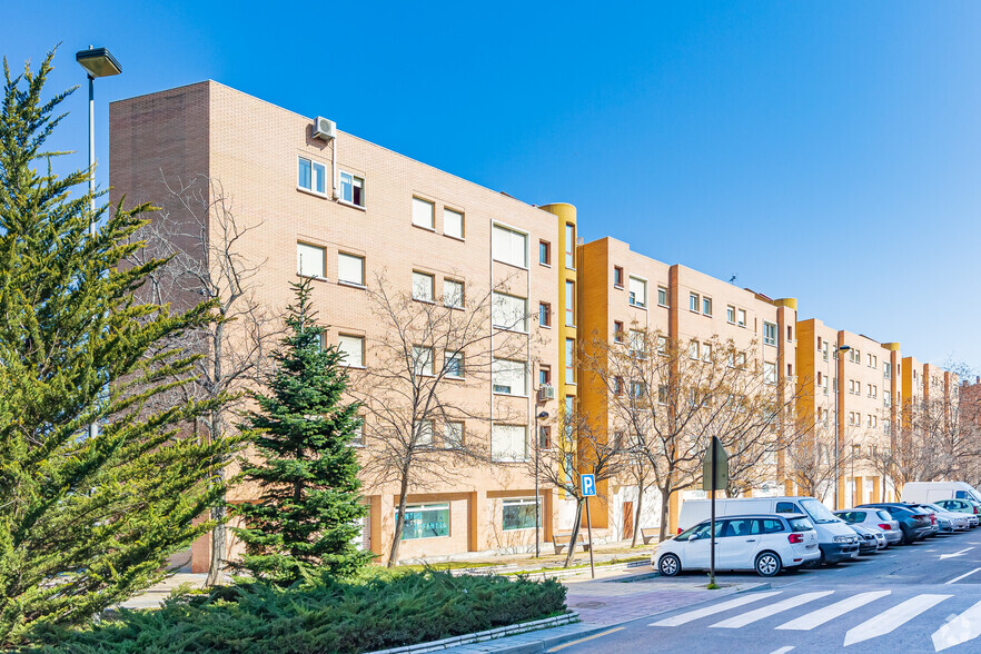 Calle Estocolmo, 122, Alcorcón, Madrid en alquiler - Foto del edificio - Imagen 3 de 4