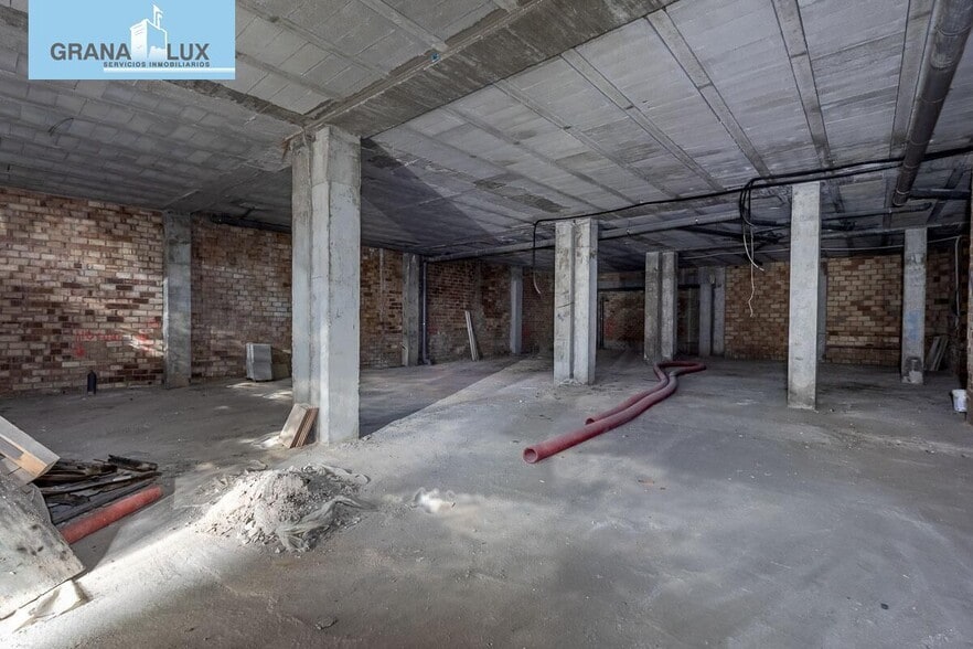 Local en Ogíjares en venta - Foto de la construcción - Imagen 3 de 9