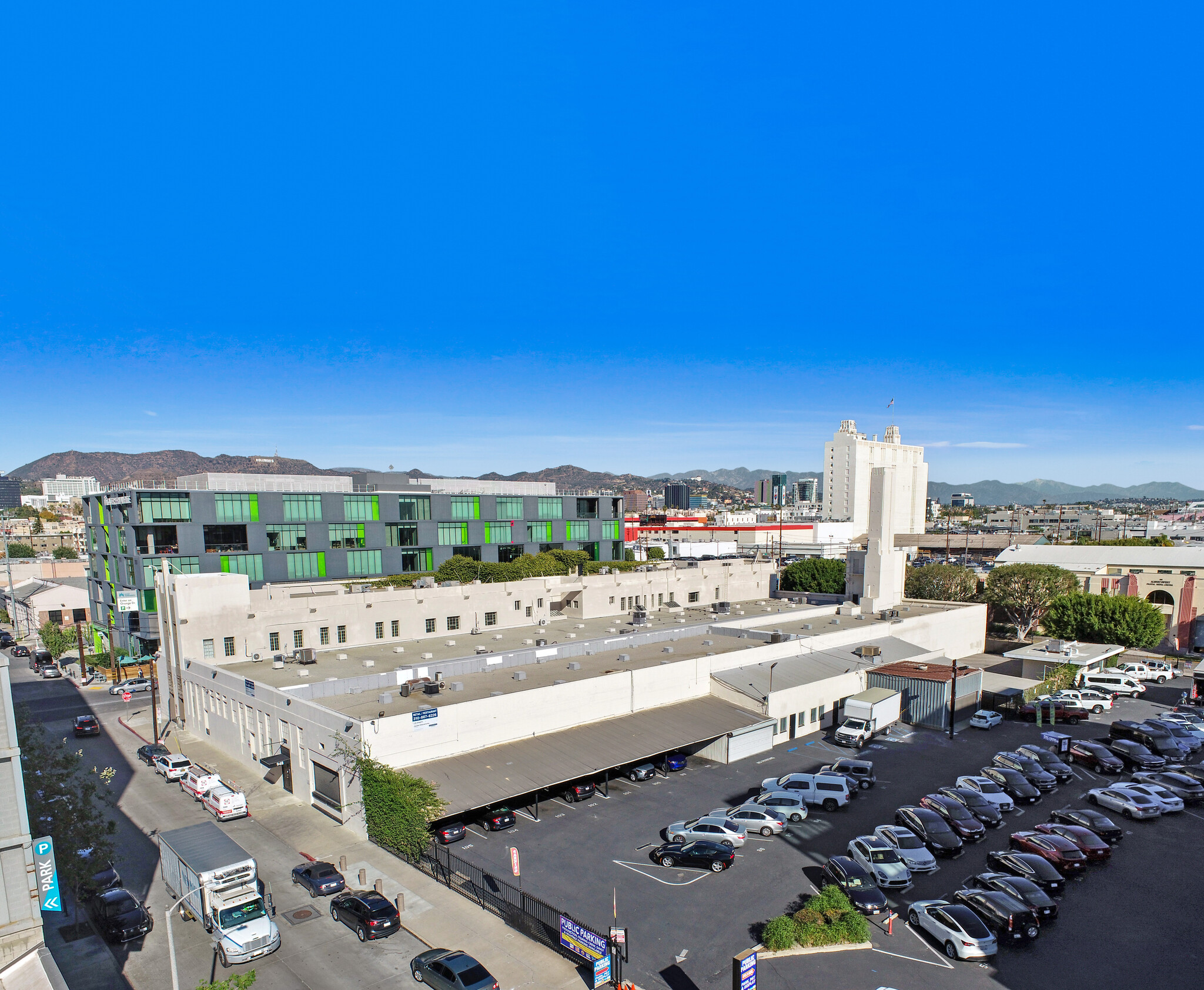 7000 Romaine St, Los Angeles, CA en alquiler Foto del edificio- Imagen 1 de 36