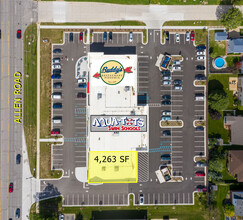 21611-21631 Allen Rd, Woodhaven, MI - VISTA AÉREA  vista de mapa - Image1