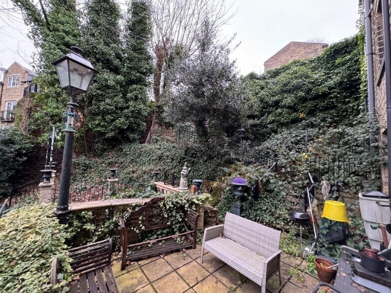 22A North Rd, Huddersfield en venta - Foto del edificio - Imagen 2 de 6