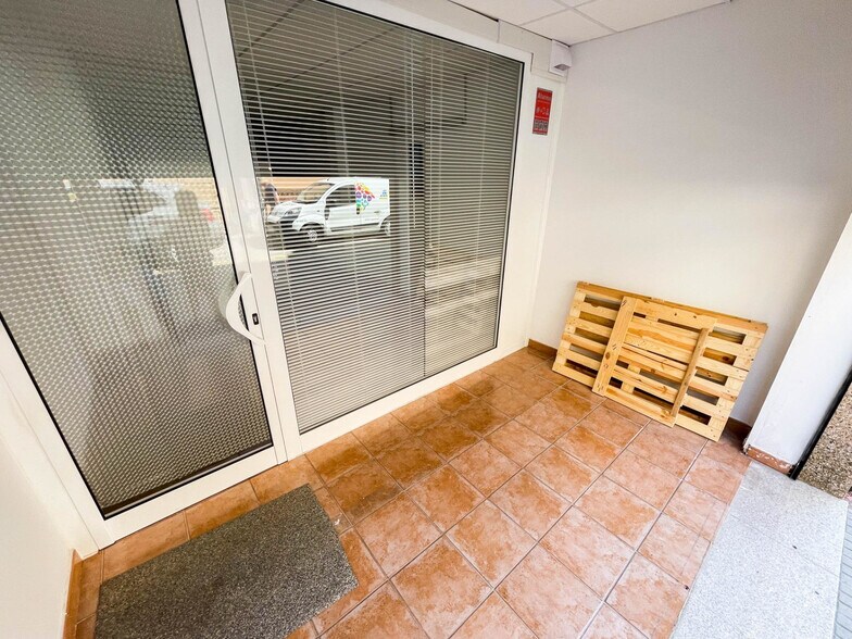 Edificio residencial en Els Hostalets de Pierola, Barcelona en venta - Foto del edificio - Imagen 2 de 6