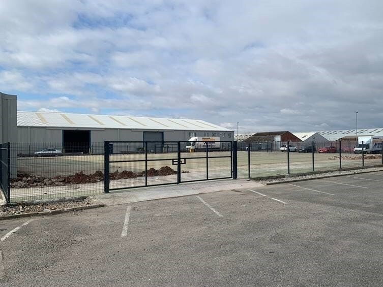 Yardley Rd, Liverpool en alquiler - Foto del edificio - Imagen 2 de 3