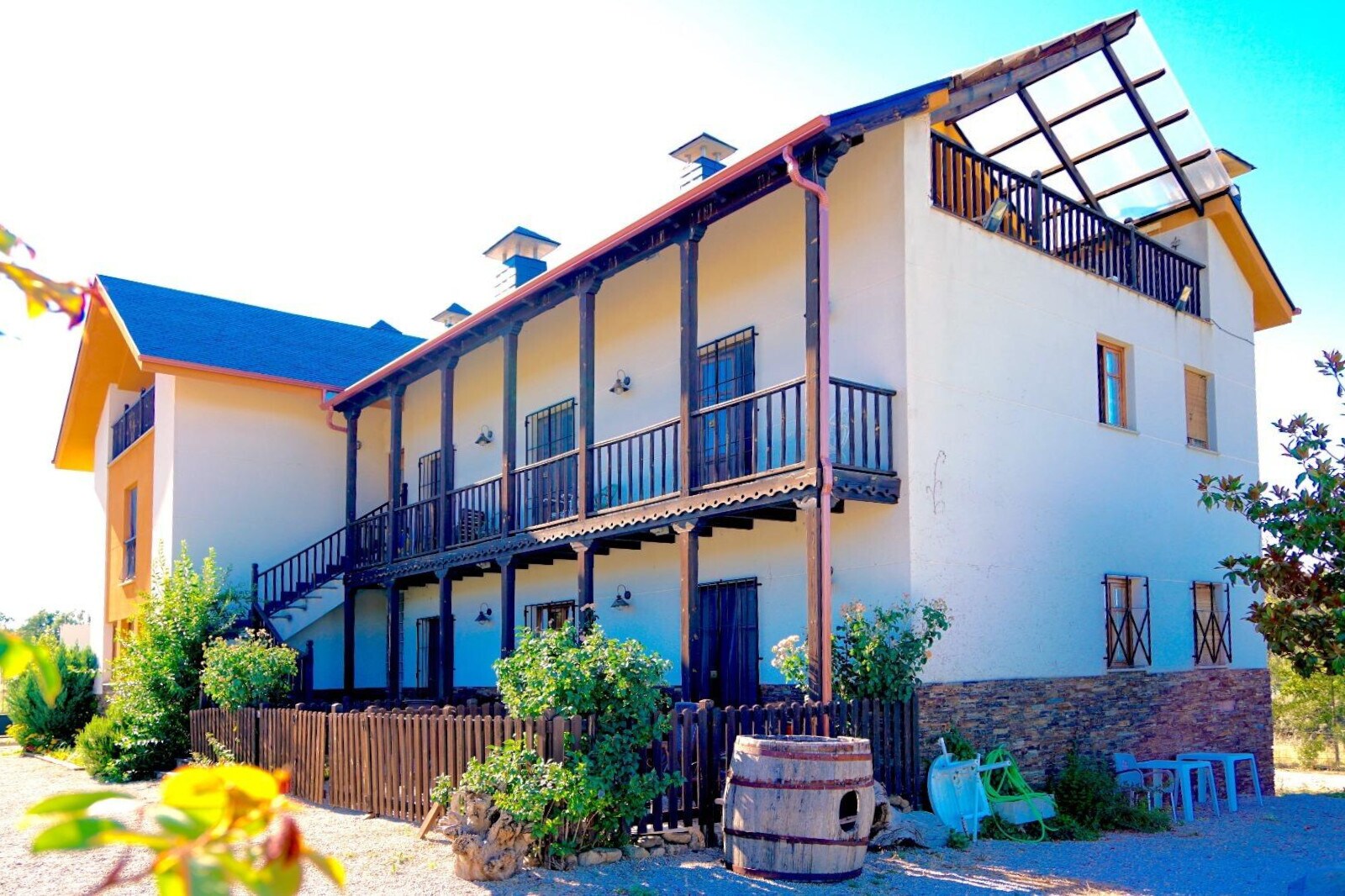 Hotel y hospedaje en Carucedo, León en venta Foto principal- Imagen 1 de 17