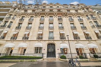 Más detalles de 45 Avenue Montaigne, Paris - Oficina en alquiler