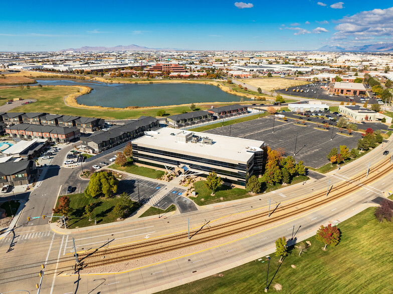 2850 Decker Lake Dr, West Valley, UT en alquiler - Foto del edificio - Imagen 3 de 18