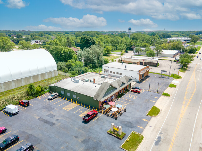 55 N Barron Blvd, Grayslake, IL en alquiler - Foto del edificio - Imagen 3 de 8