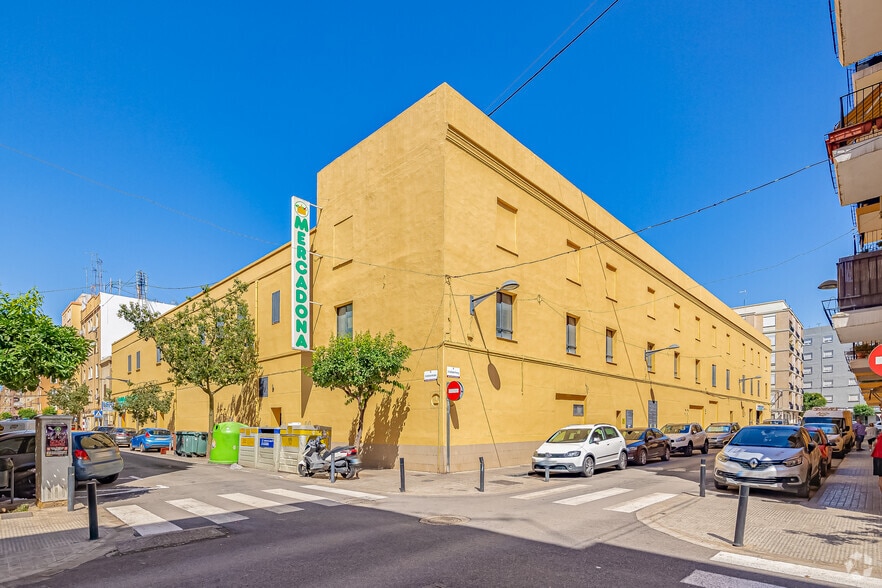 Local en Xirivella, Valencia en alquiler - Foto del edificio - Imagen 2 de 2