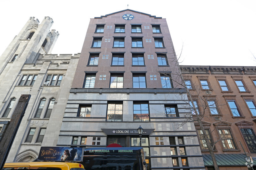 318-320 W 46th St, New York, NY en alquiler - Foto del edificio - Imagen 2 de 4