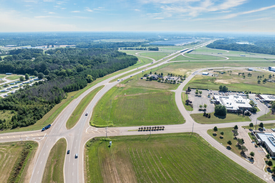 0 Nissan Pkwy, Canton, MS en venta - Vista aérea - Imagen 3 de 23