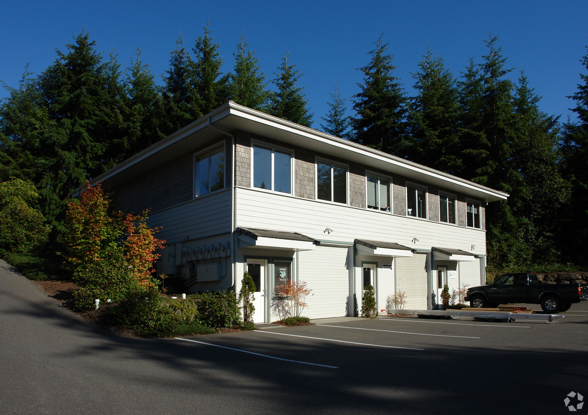 26121 Calvary Ln, Kingston, WA en venta Foto del edificio- Imagen 1 de 5