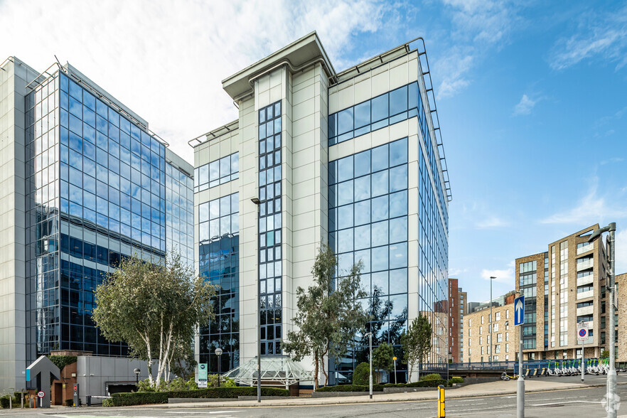 2 Exchange Quay, Salford en alquiler - Foto del edificio - Imagen 1 de 21