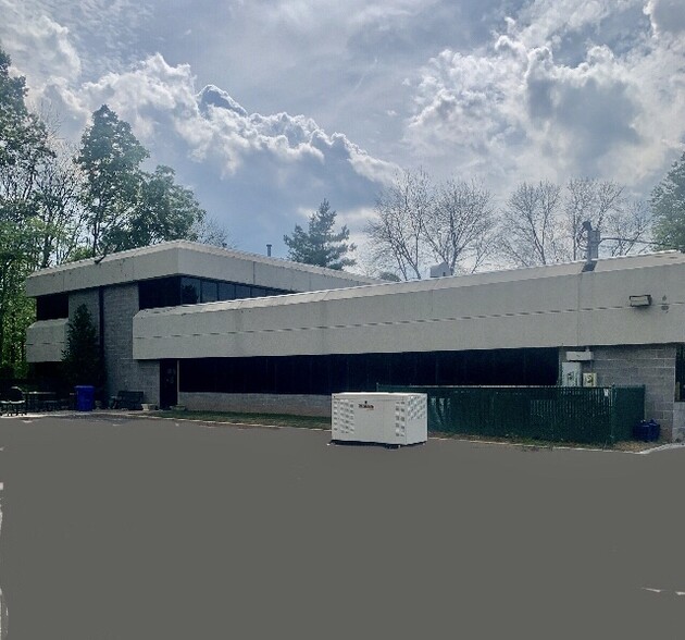 69 Readington Rd, Branchburg, NJ en alquiler - Foto del edificio - Imagen 3 de 39