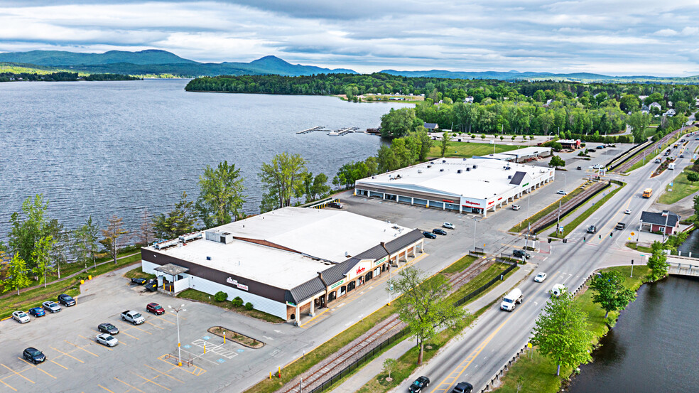 59 Waterfront Plz, Newport, VT en alquiler - Foto del edificio - Imagen 2 de 4