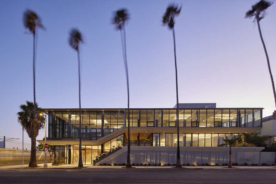 1221 Colorado Ave, Santa Monica, CA en venta - Foto del edificio - Imagen 3 de 22