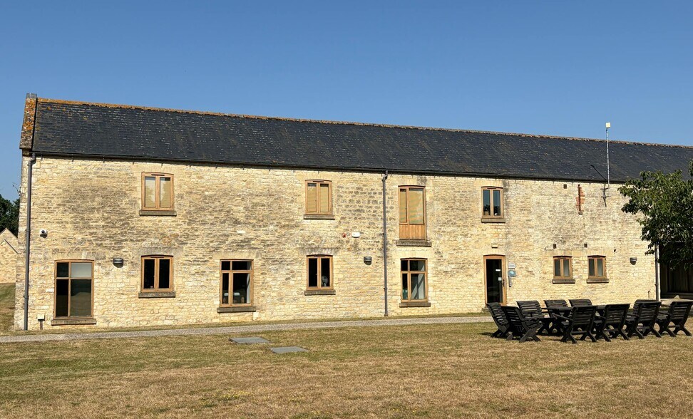 Kirtlington Park, Kirtlington en alquiler - Foto del edificio - Imagen 1 de 2